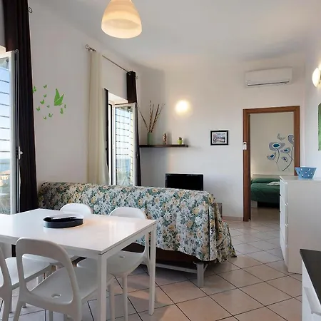 Trilocale In Vista Mare 1 شقة فاراتسي