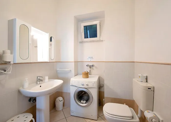 Trilocale In Vista Mare 1 * Varazze